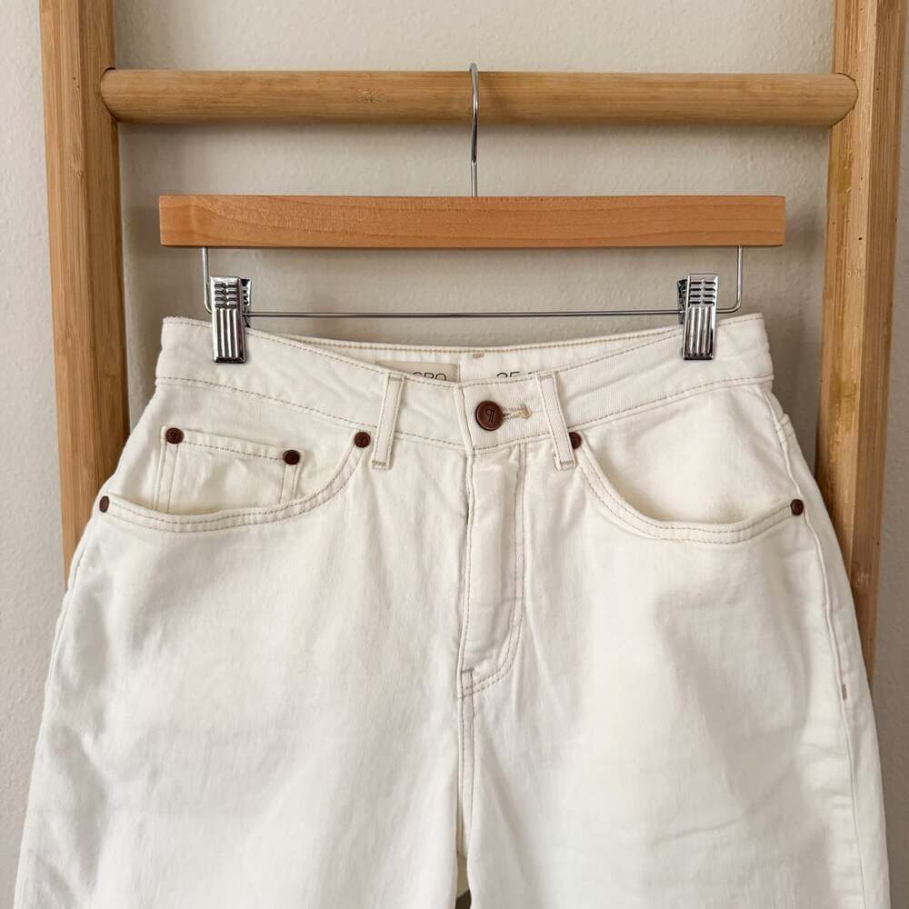 Anthropologie Pilcro Austyn High Rise Cuffed Bermuda Jean Shorts White Size 25 - Picture 3 of 10